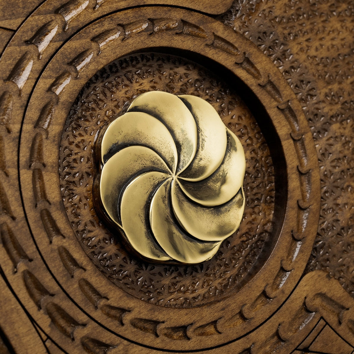 Luxury Backgammon Set – Armenian Eternity Symbol with Bronze Details