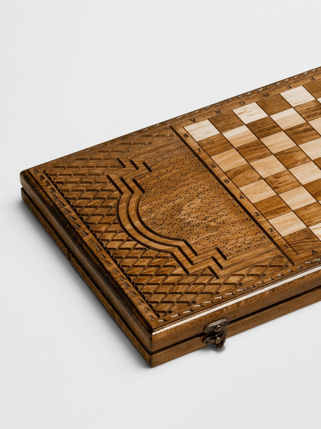 Folding wooden Armenian backgammon set, side profile