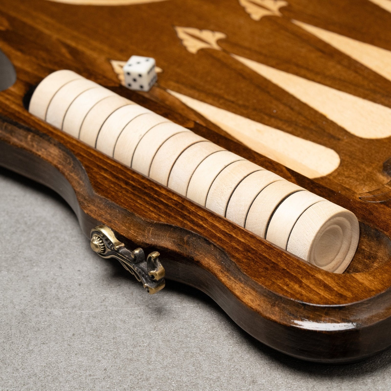 Luxury Backgammon Set – Ornate Carved Design