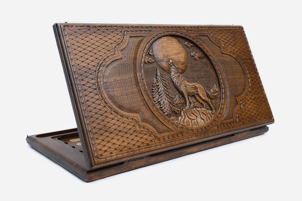 Wooden backgammon set hand carved with a snarling wolf