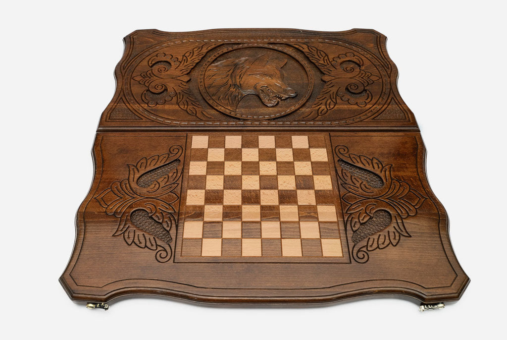 Howling wolf backgammon set folded, raised muzzle showing
