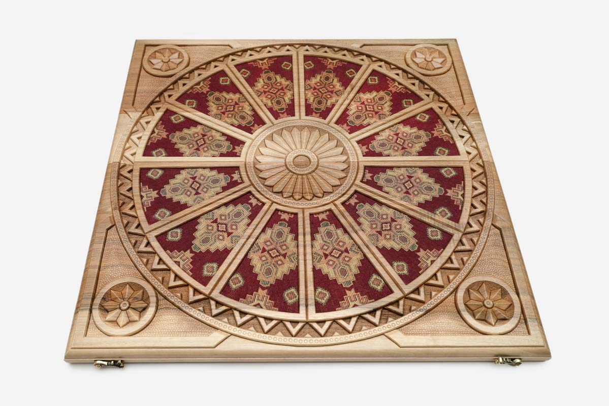 Figures in Armenian taraz national costume hand-carved in walnut - backgammon board