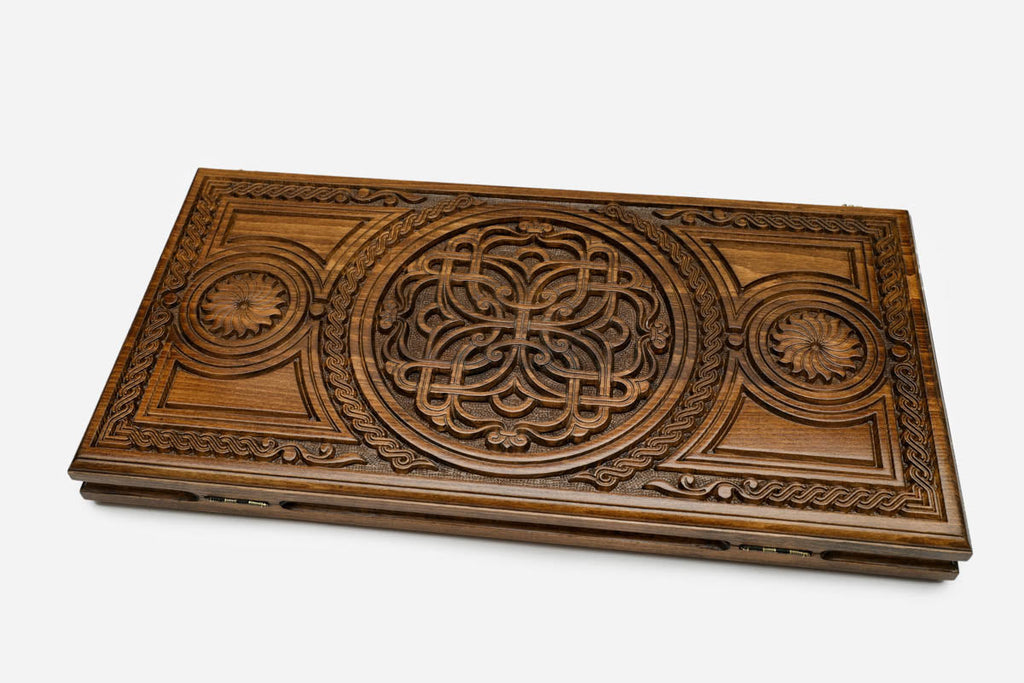 Pomegranate ornament backgammon set with 32 beech and walnut checkers, dice and carrying bag