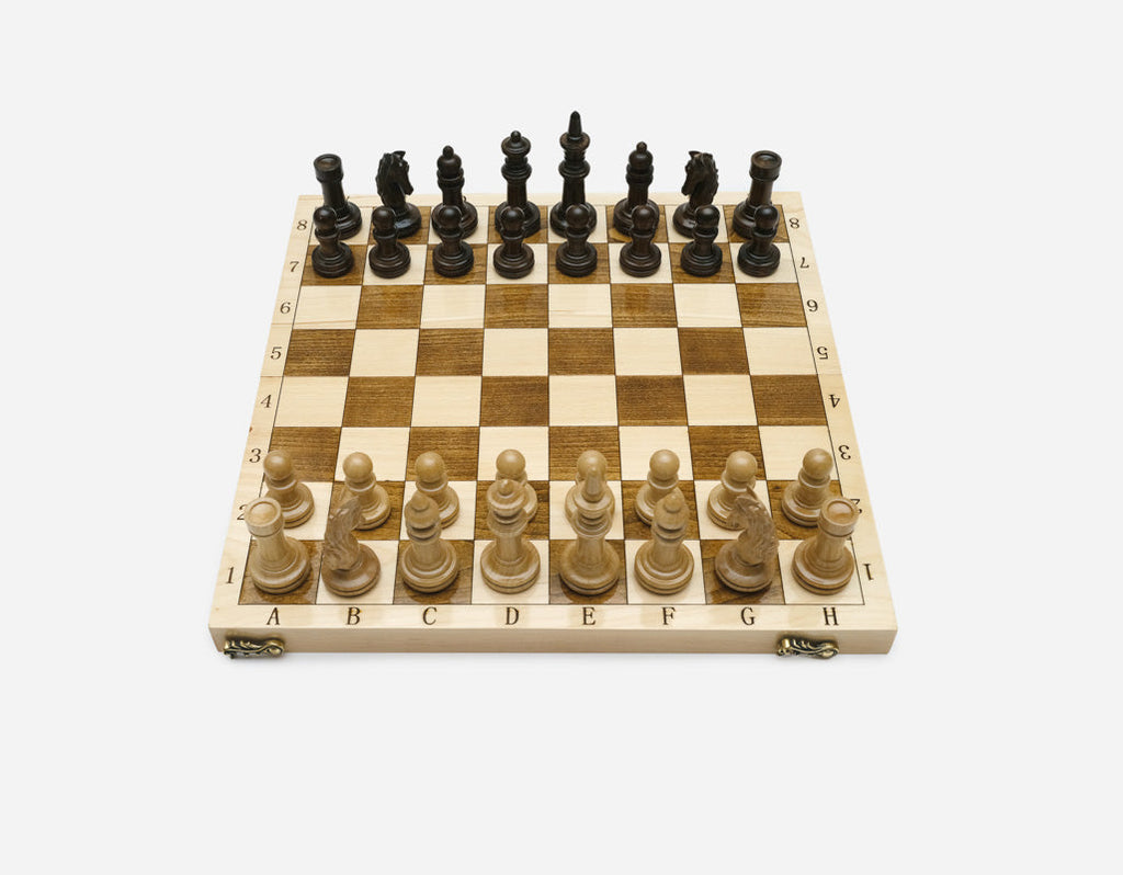Handmade classic chess set with carved border
