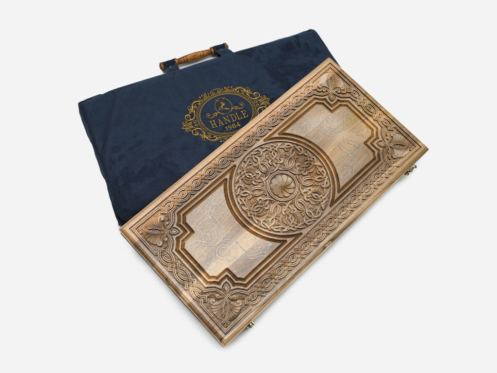The backgammon board opened to the full 60 cm walnut playing field