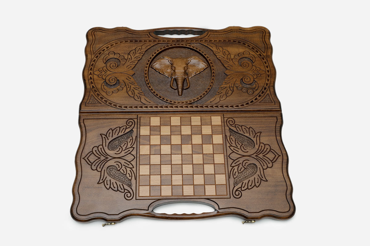 The backgammon board opened to the full 60 cm wooden playing field