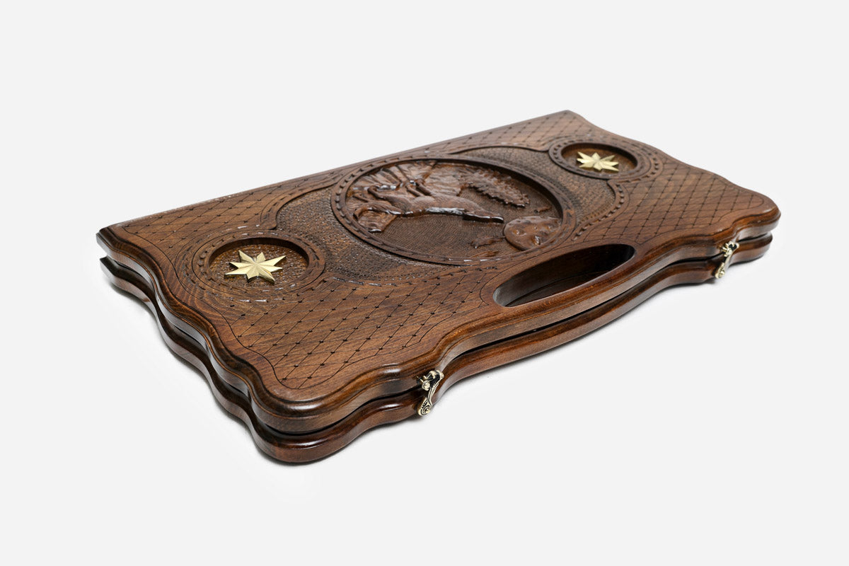 The cut-out carry handle and the hand-cut cross-hatched field