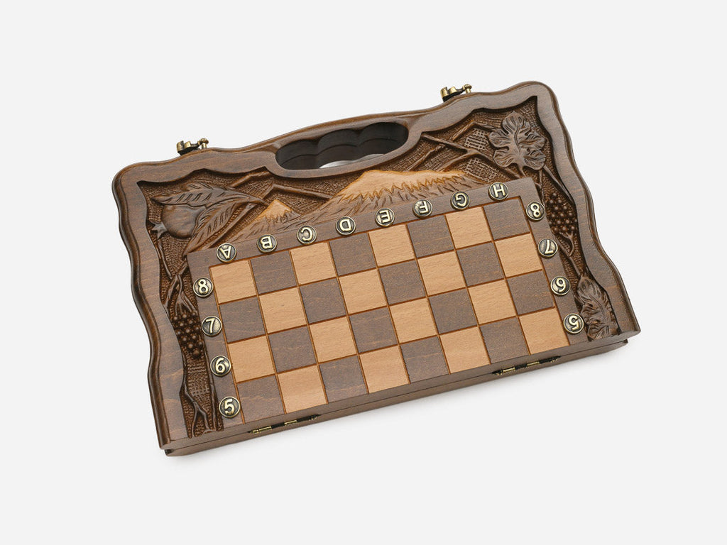 Backgammon layout inside the folding walnut game board