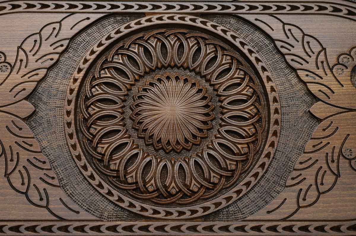 The Armenian backgammon board opened to the full 60 cm wooden playing field