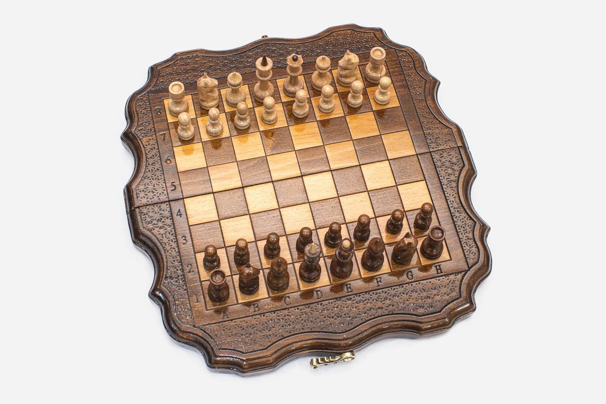 Compact hand-carved chess board with carrying bag - full set
