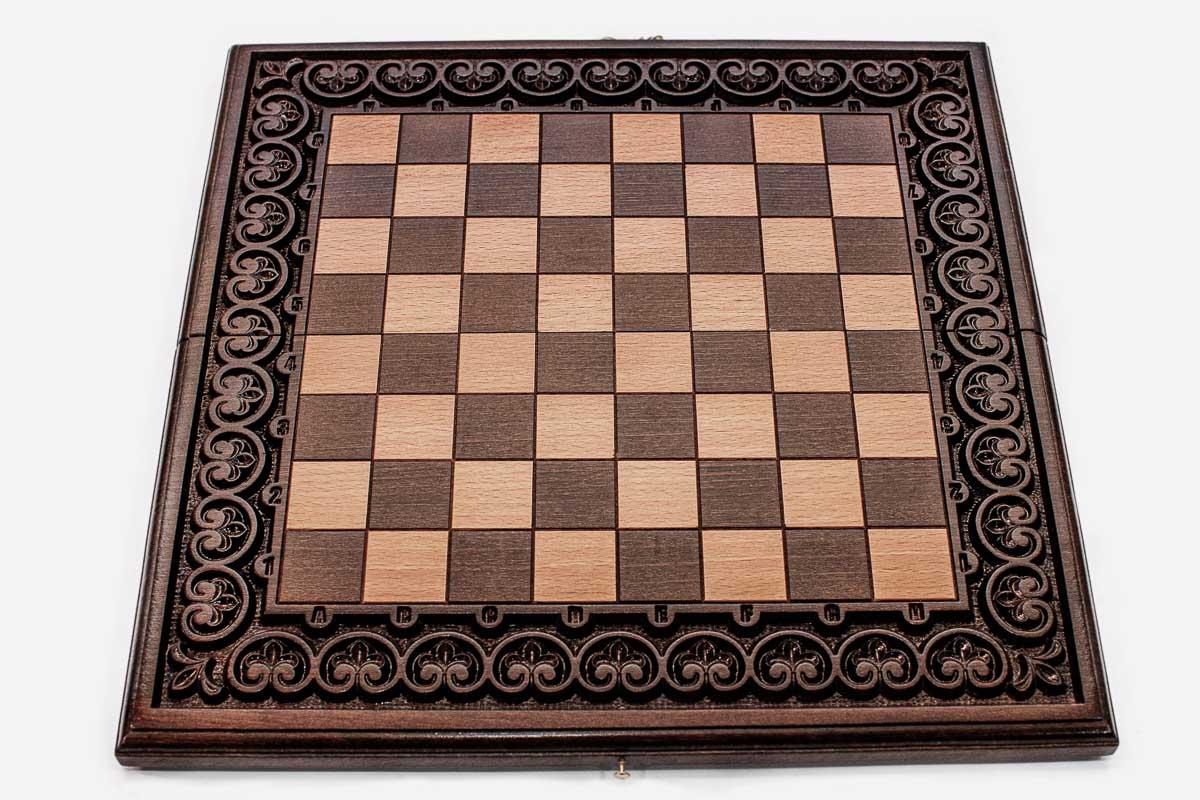 Floral border chess set folded with bronze hinges and clasps