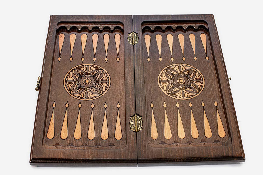 Floral chess backgammon set with 32 wooden pieces and 32 checkers