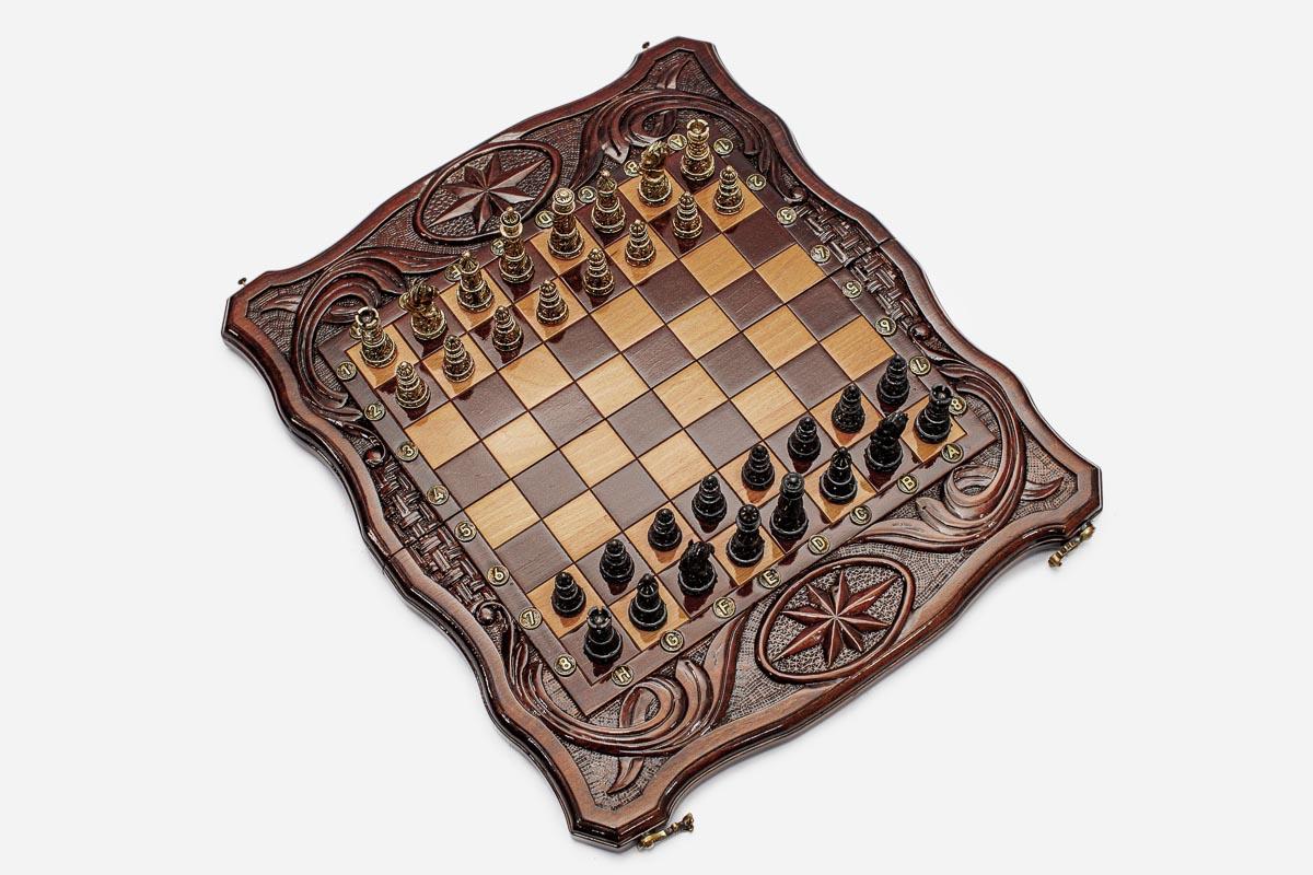 Chess set open with the backgammon playing field inside - 15.7 inch / 40 cm