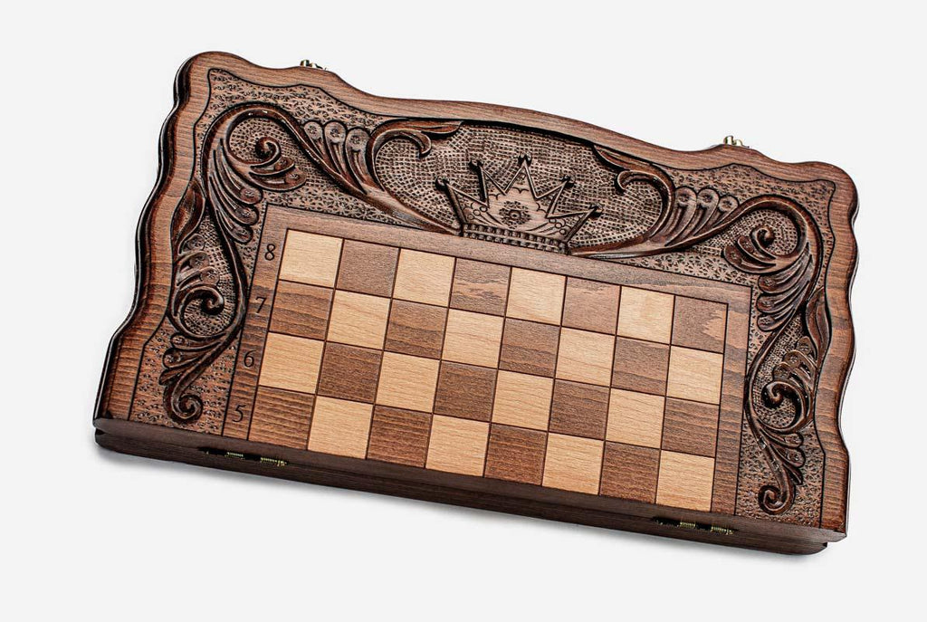 Crown chess backgammon set with 32 wooden pieces and 32 checkers