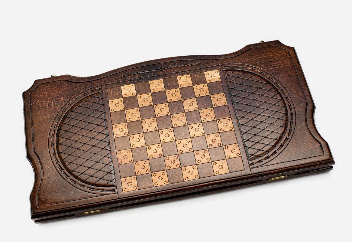 Reverse face of eagle wooden backgammon set with carved ornament ovals