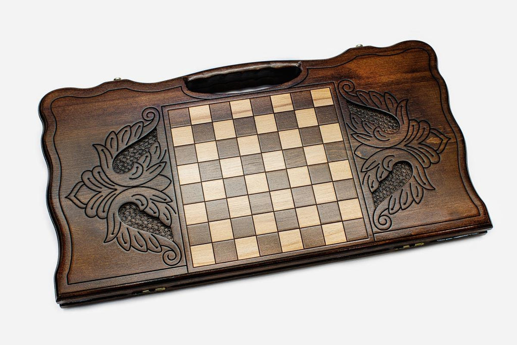 Angled view of the eagle and octagon star backgammon board