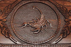 Scorpion backgammon carved detail