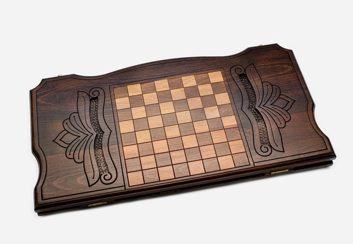 Prowling tiger backgammon set folded, carved face showing