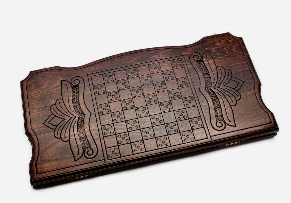 Bull backgammon set folded, carved face showing