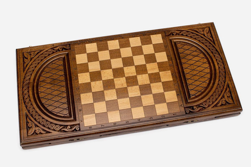 Coat of arms backgammon set folded, eagle and lion flanking the shield