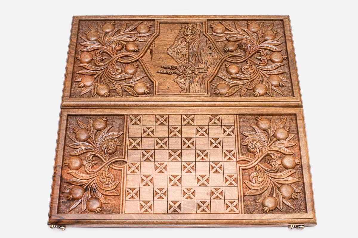 Detail of the carved fruit
