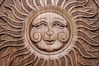 Detail of the carved sun rays