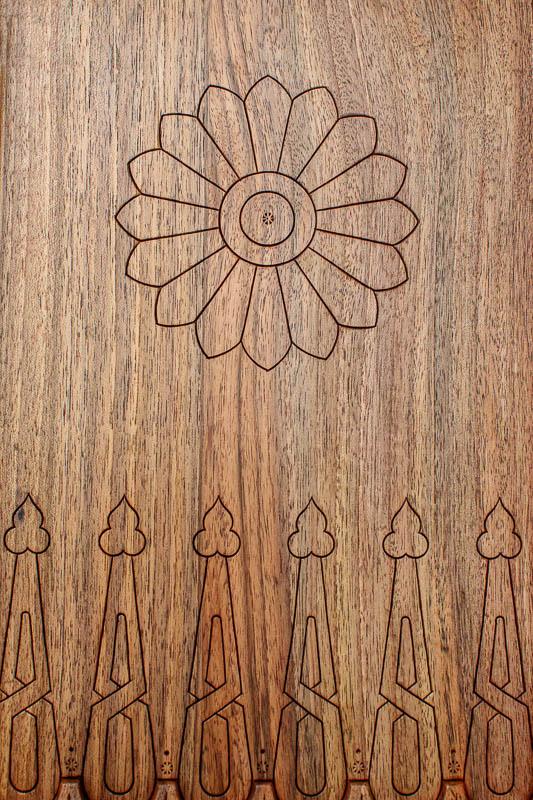 Top-down view of the closed backgammon board