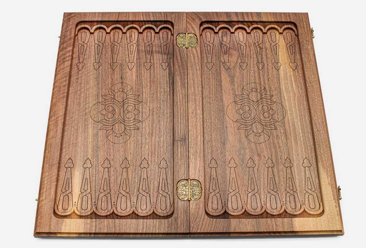 Side view of the folded board with its carry handle