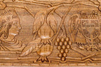 Detail of the carved grapevines
