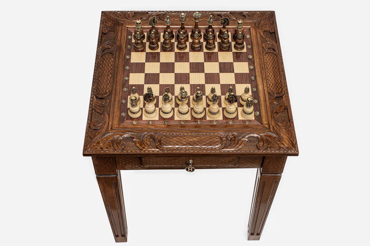 Classic chess table open to the 23.6 inch / 60 cm playing surface