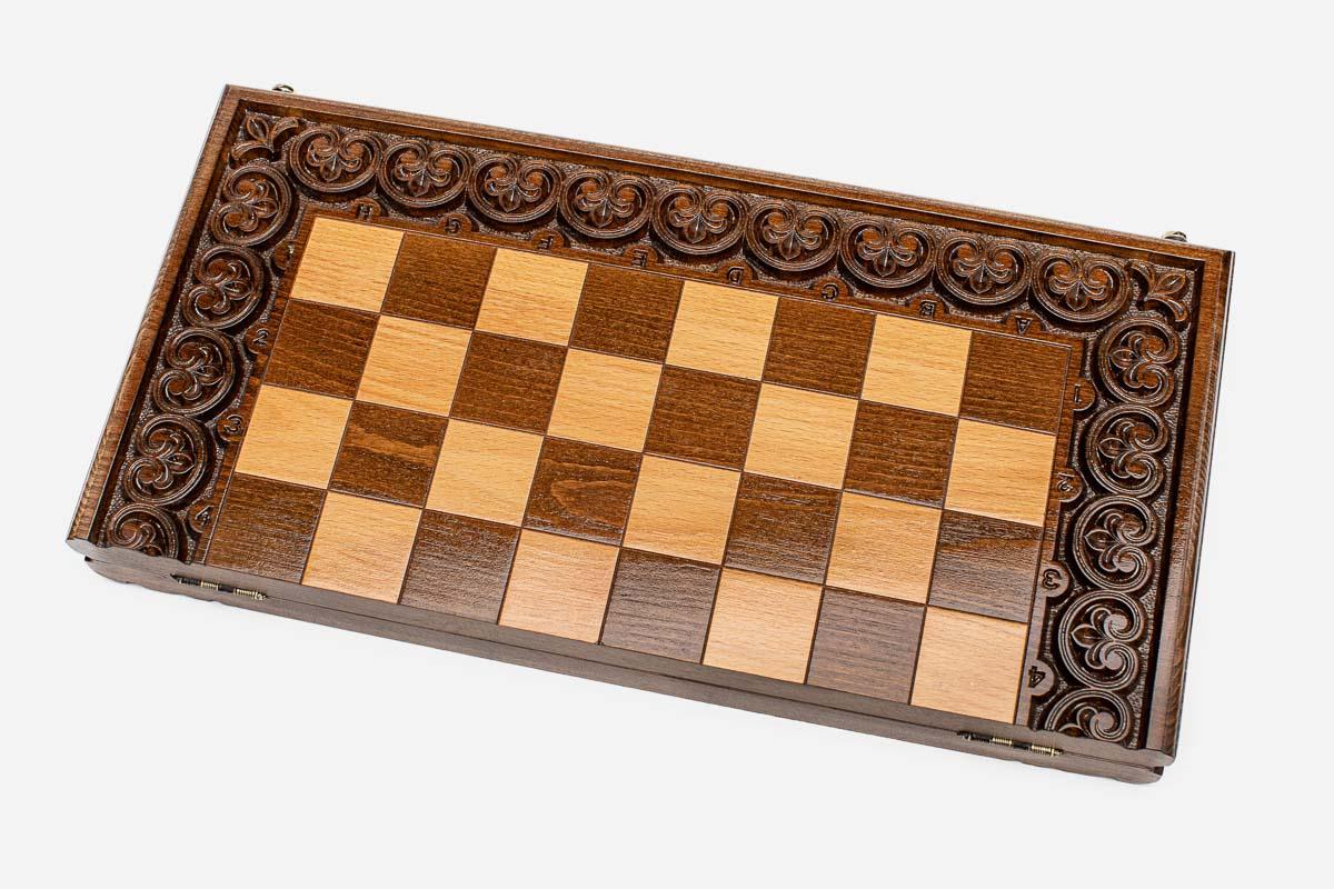 Carved wooden chess set with carrying bag - full set