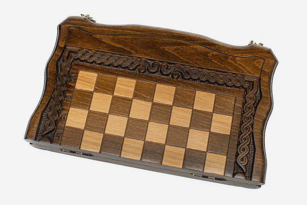 Travel chess set with 32 wooden pieces and carrying bag - full kit