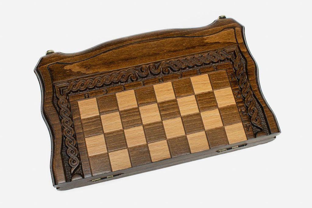 Compact lattice ornament chess set folded with bronze hinges and clasps