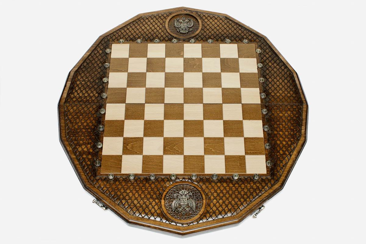 Overhead view of the lattice-carved board and the full set of 32 wooden pieces
