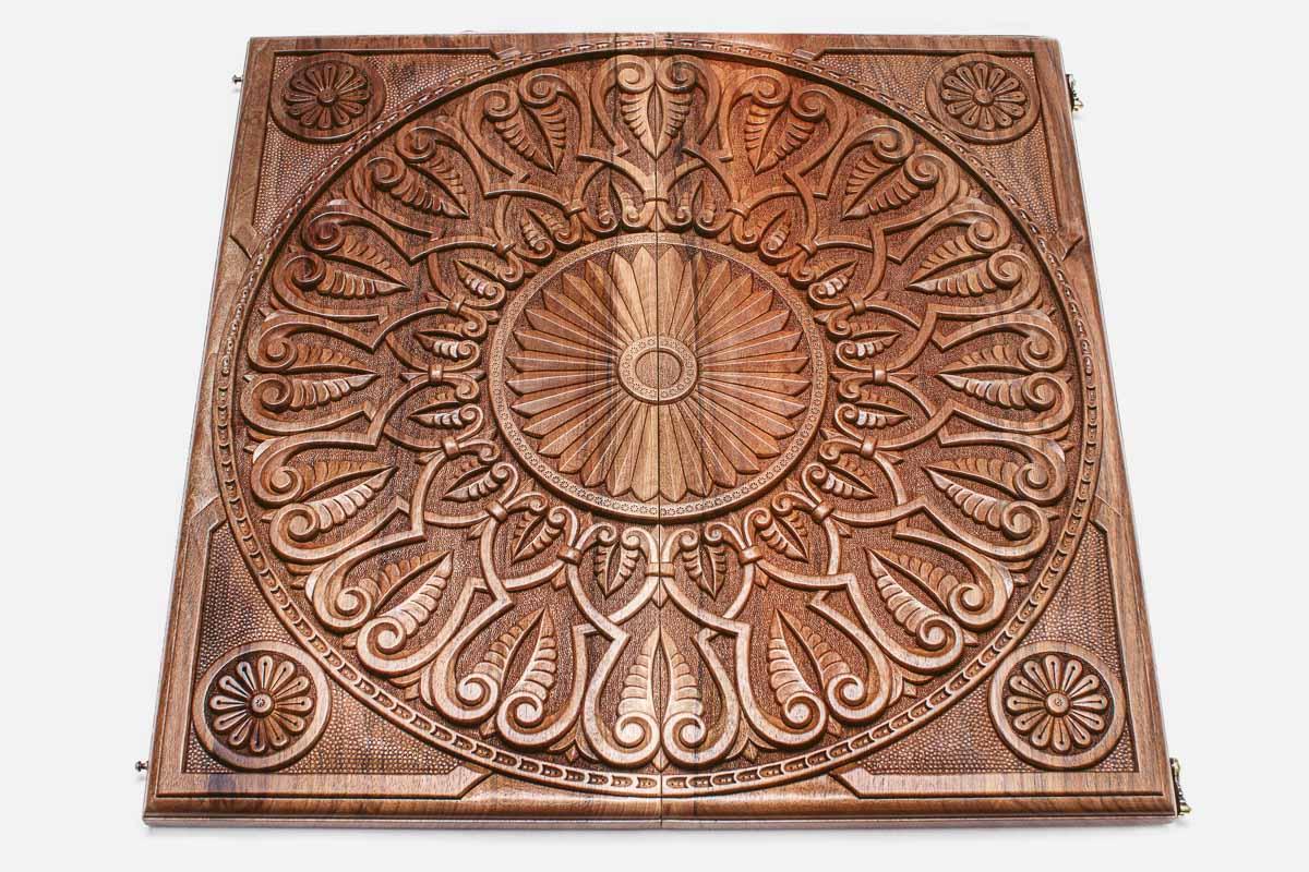 Detail of the carved acanthus leaves