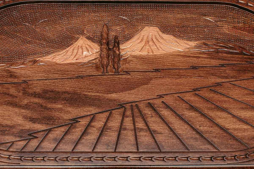 Side view of the folded Mount Ararat backgammon board
