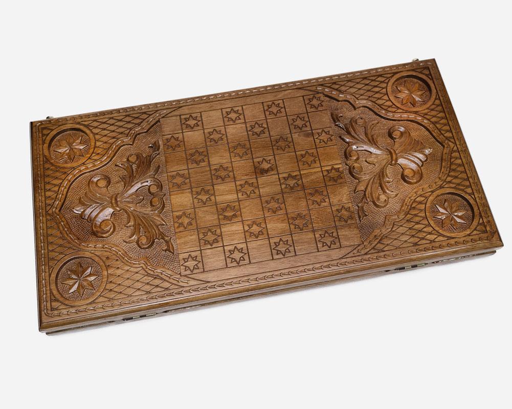 Octagon symbol backgammon set folded, geometric carving showing