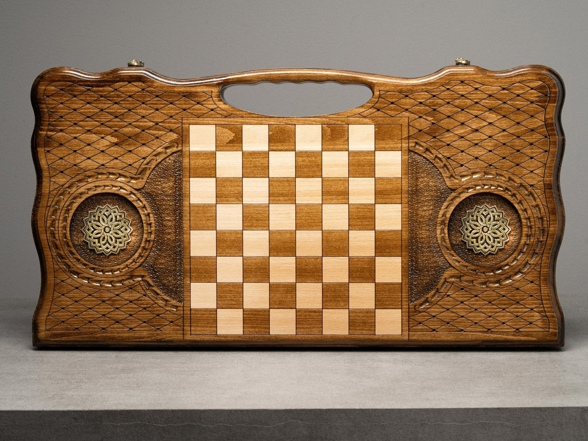 Luxury Backgammon Set – Ornate Carved Design