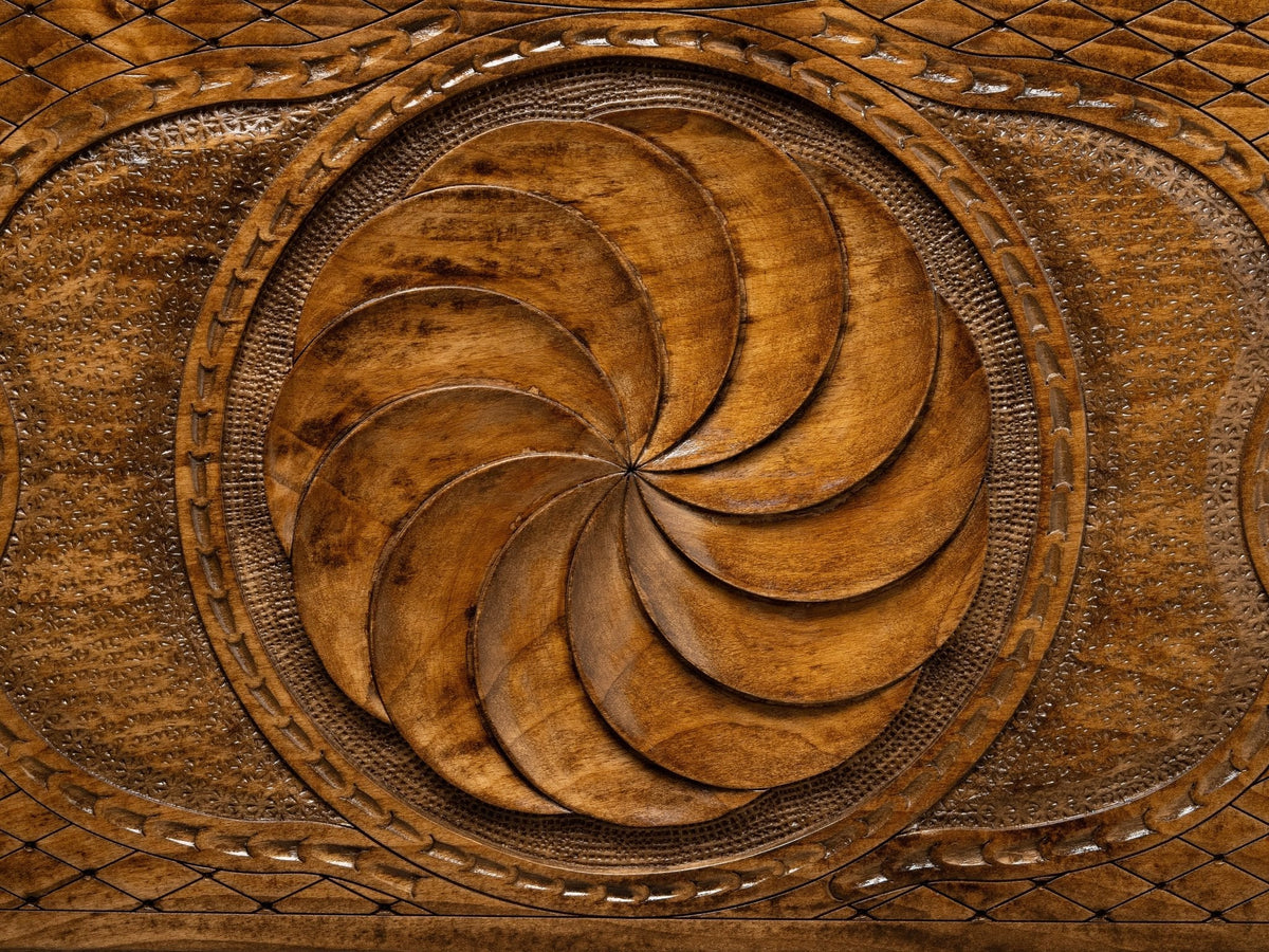 Luxury Backgammon Set – Armenian Eternity Symbol with Bronze Details