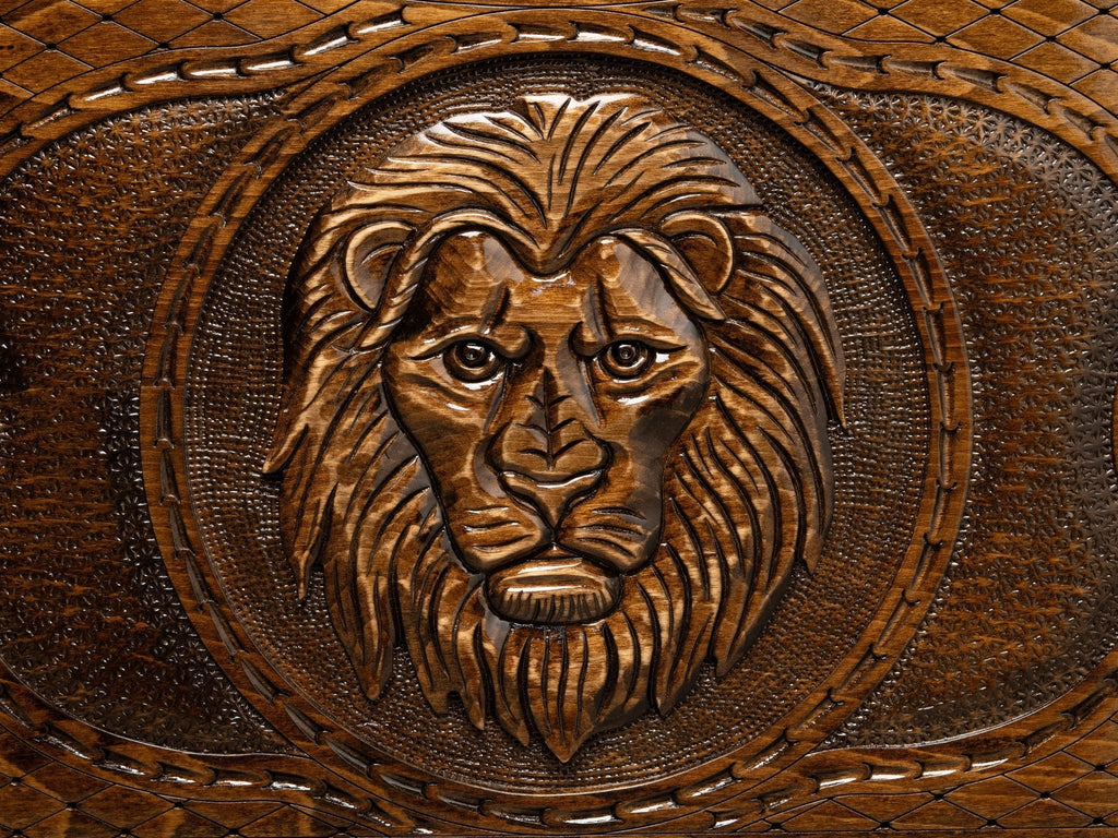 Luxury Backgammon Set – Majestic Lion Design with Bronze Details