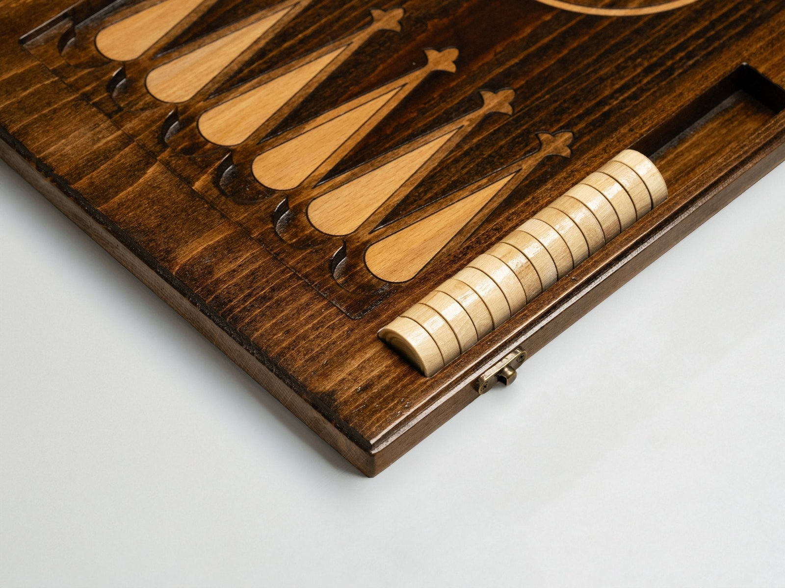 Side view of the folding wooden Armenian backgammon board
