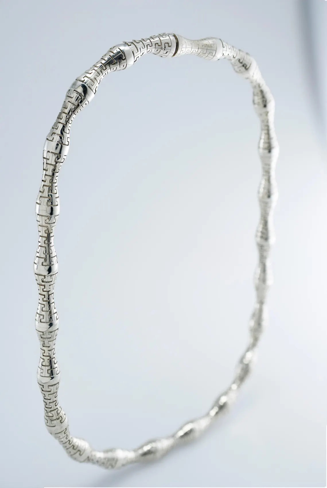 Luxury sterling silver choker