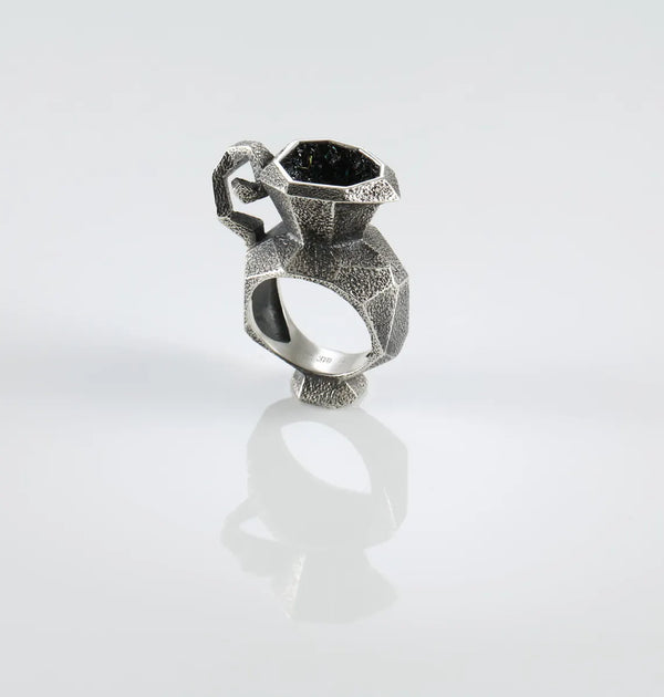 Sterling silver vase ring with Rainbow Carborundum