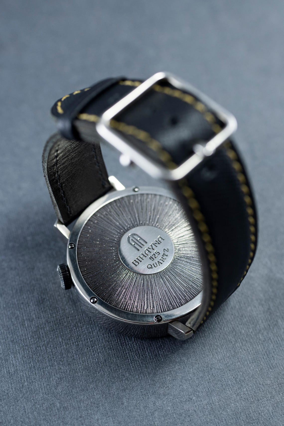 Minimalist Black Dial Men’s Watch with Leather Strap – Silver or Titanium Case