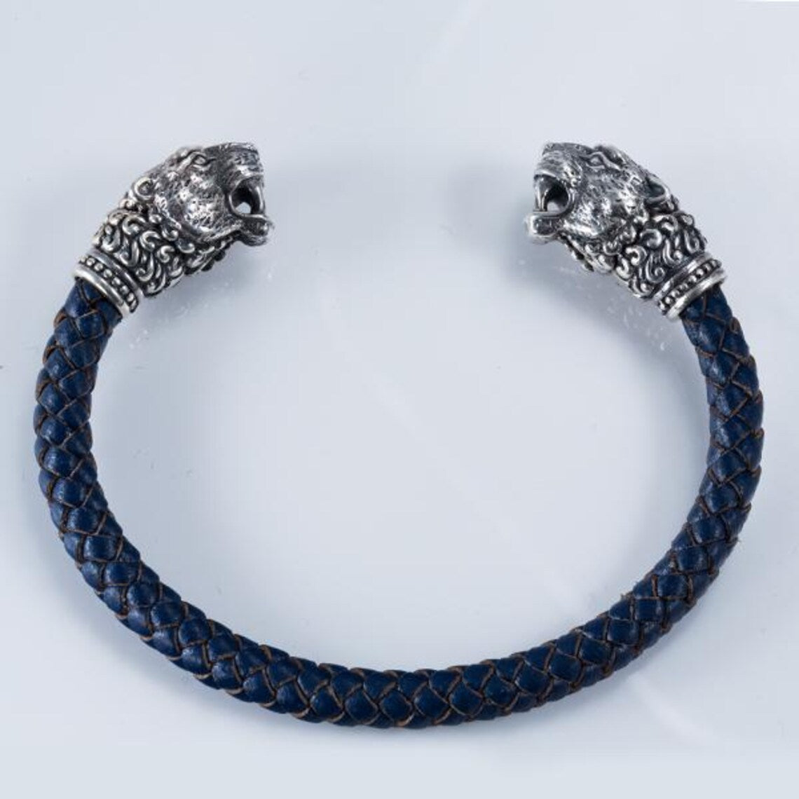 Lion head leather bracelet