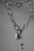 Unisex artisan silver lock necklace with vintage-inspired design