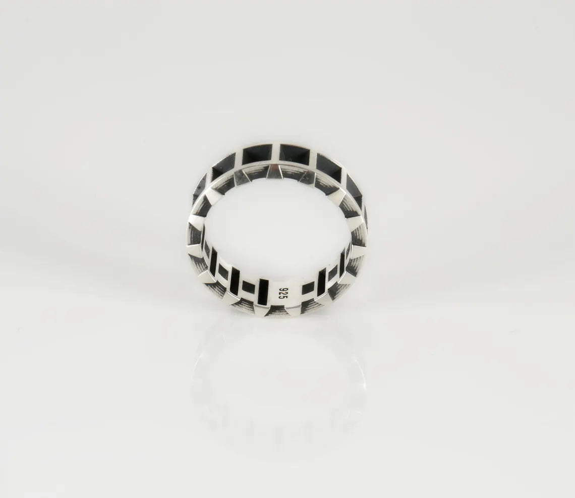 Solid 925 silver geometric patterned men’s ring