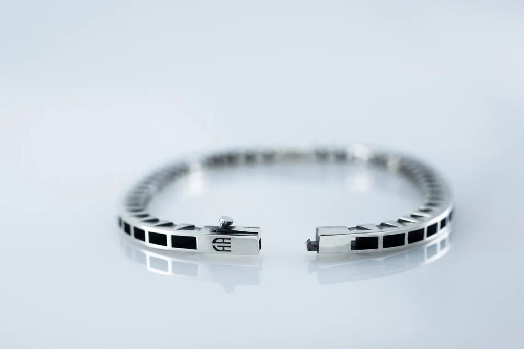 Sterling Silver Geometric Square Band Ring – Modern Oxidized Statement Jewelry for Men