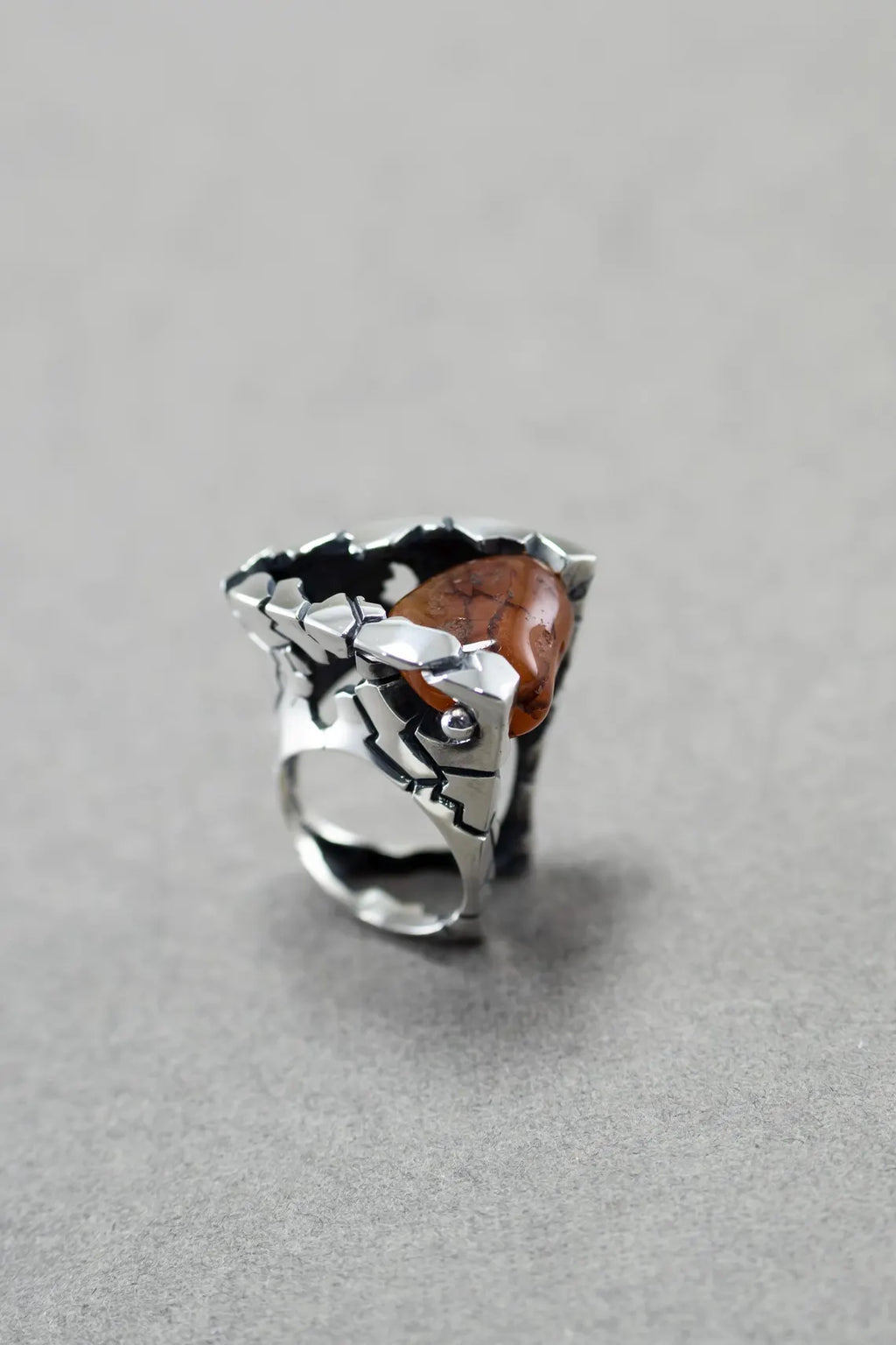 Bold sculptural unisex gemstone ring in 925 silver