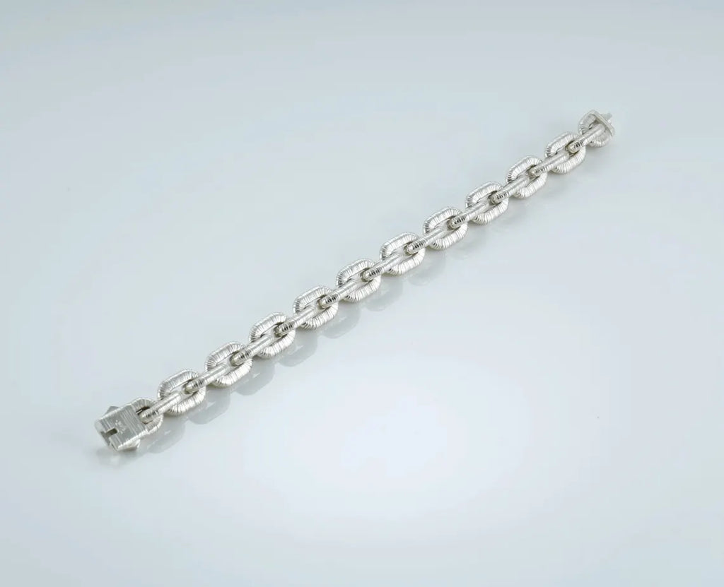 Bold silver chain bracelet